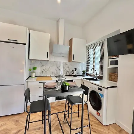 Lafrenchtouch - Centrico Estudio Con Piscinas Apartamento