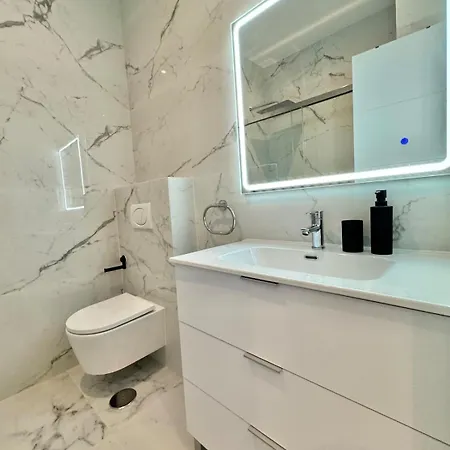 Lafrenchtouch - Centrico Estudio Con Piscinas Apartamento